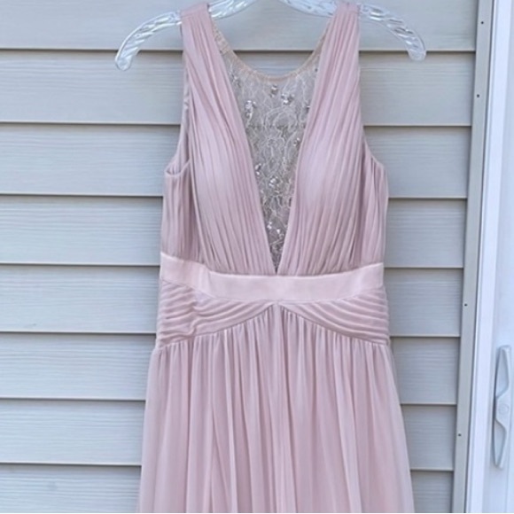 Elegant Blush  Dress - Picture 1 of 5